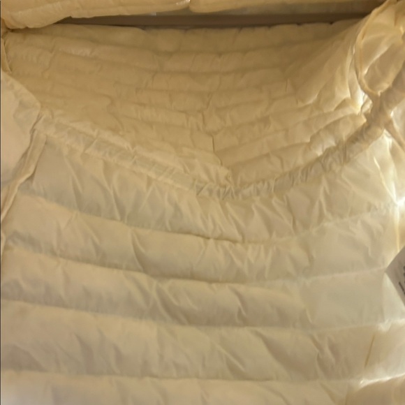 Skye Soia & Kyo Cream Half Sleeve Coat Size Medium - Picture 12 of 12